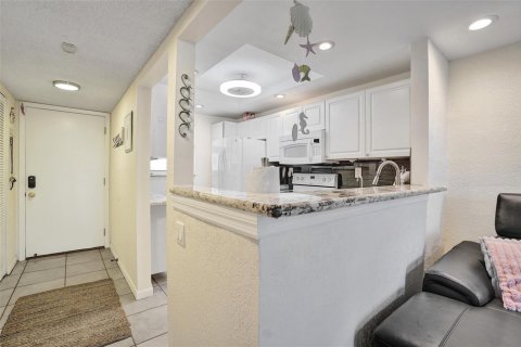 Condominio en venta en Pompano Beach, Florida, 2 dormitorios, 80.27 m2 № 2187613 - foto 4