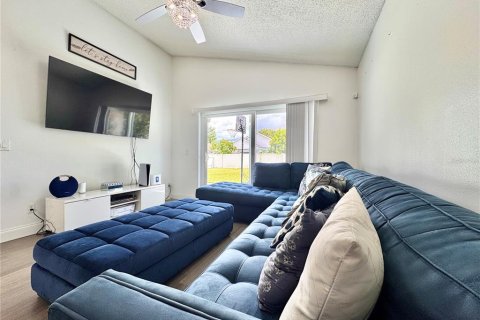Casa en venta en Orlando, Florida, 3 dormitorios, 166.48 m2 № 1902867 - foto 16
