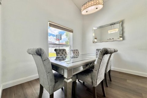 Casa en venta en Orlando, Florida, 3 dormitorios, 166.48 m2 № 1902867 - foto 6