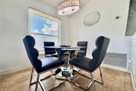 Casa en venta en Orlando, Florida, 3 dormitorios, 166.48 m2 № 1902867 - foto 13