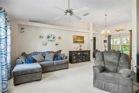 House in Palm Coast, Florida 3 bedrooms, 180.32 sq.m. № 1812918 - photo 22
