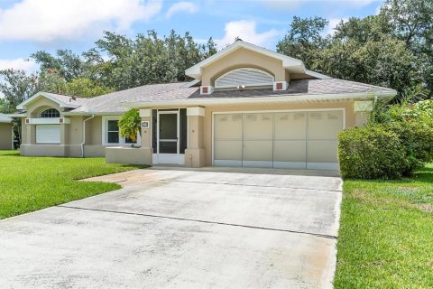 House in Palm Coast, Florida 3 bedrooms, 180.32 sq.m. № 1812918 - photo 11