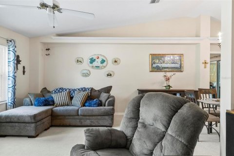 House in Palm Coast, Florida 3 bedrooms, 180.32 sq.m. № 1812918 - photo 24