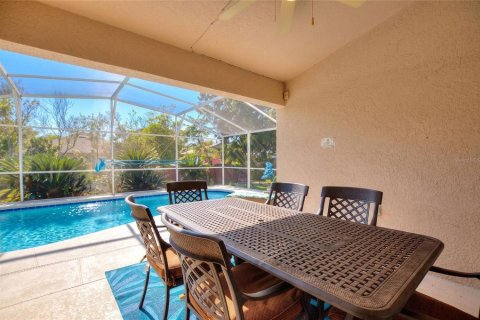 House in Davenport, Florida 4 bedrooms, 155.98 sq.m. № 2393608 - photo 6