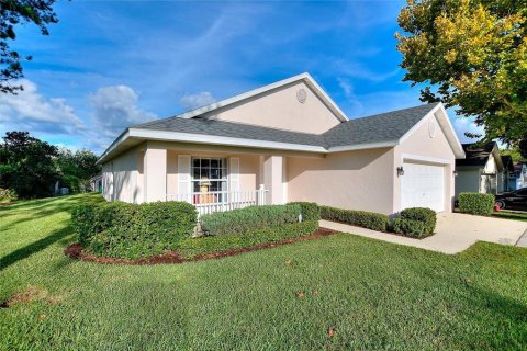 House in Davenport, Florida 4 bedrooms, 155.98 sq.m. № 2393608 - photo 3