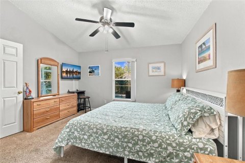 House in Davenport, Florida 4 bedrooms, 155.98 sq.m. № 2393608 - photo 28
