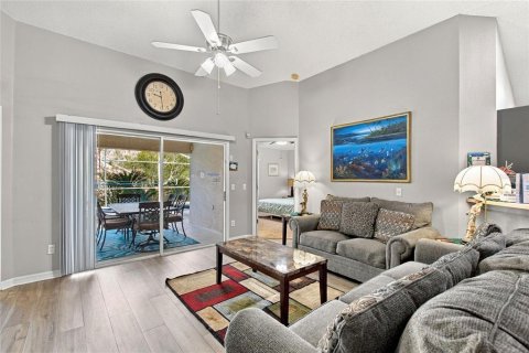 House in Davenport, Florida 4 bedrooms, 155.98 sq.m. № 2393608 - photo 14