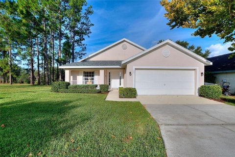 House in Davenport, Florida 4 bedrooms, 155.98 sq.m. № 2393608