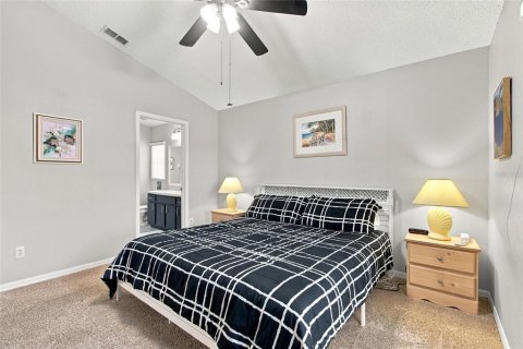 House in Davenport, Florida 4 bedrooms, 155.98 sq.m. № 2393608 - photo 22