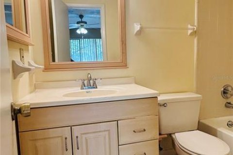 Touwnhouse à louer à Gainesville, Floride: 2 chambres, 104.05 m2 № 2104930 - photo 18