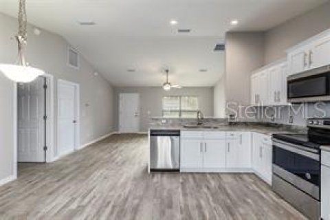 Casa en venta en Ocala, Florida, 3 dormitorios, 100.61 m2 № 1919508 - foto 3