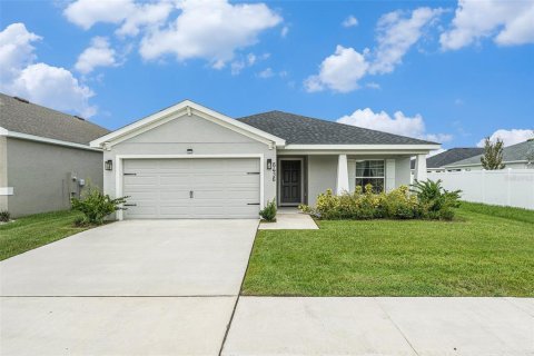 House in Zephyrhills, Florida 4 bedrooms, 158.4 sq.m. № 2148646
