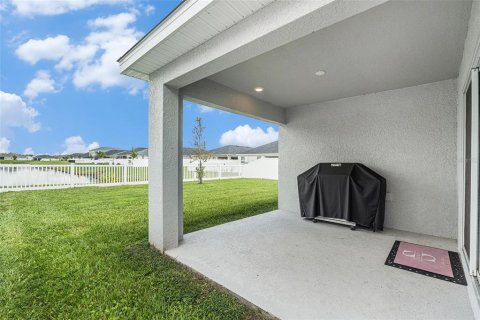 House in Zephyrhills, Florida 4 bedrooms, 158.4 sq.m. № 2148646 - photo 30