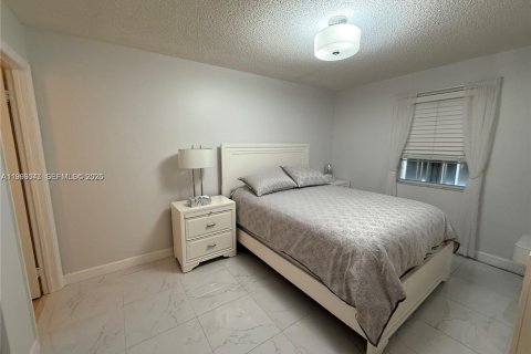 Condominio en venta en Hypoluxo, Florida, 2 dormitorios, 71.35 m2 № 2056940 - foto 3