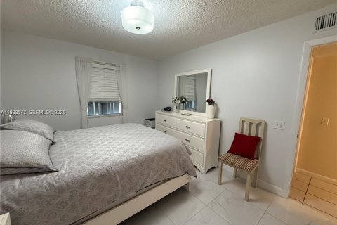 Condominio en venta en Hypoluxo, Florida, 2 dormitorios, 71.35 m2 № 2056940 - foto 4