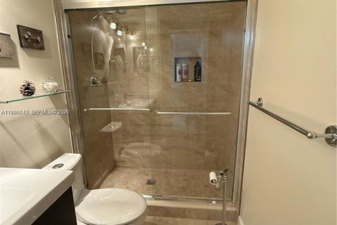 Condominio en Hypoluxo, Florida, 2 dormitorios  № 2056940