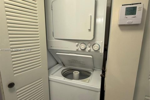 Condominio en venta en Hypoluxo, Florida, 2 dormitorios, 71.35 m2 № 2056940 - foto 18