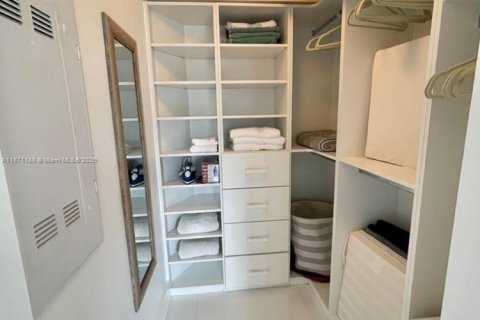 Copropriété à vendre à Miami, Floride: 2 chambres, 87.14 m2 № 2194774 - photo 9
