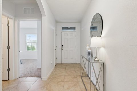 House in Mount Dora, Florida 4 bedrooms, 171.5 sq.m. № 2419561 - photo 11