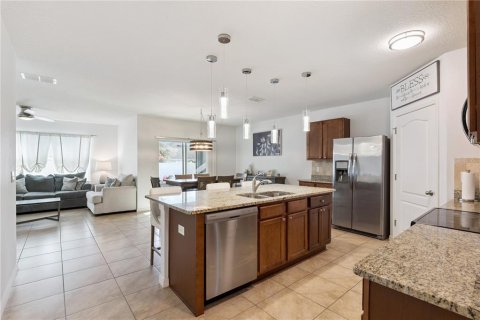House in Mount Dora, Florida 4 bedrooms, 171.5 sq.m. № 2419561 - photo 18