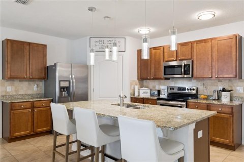 House in Mount Dora, Florida 4 bedrooms, 171.5 sq.m. № 2419561 - photo 8