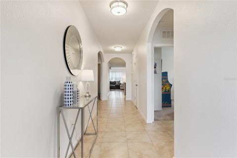 House in Mount Dora, Florida 4 bedrooms, 171.5 sq.m. № 2419561 - photo 10
