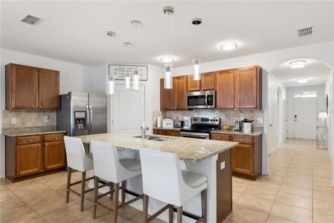 House in Mount Dora, Florida 4 bedrooms, 171.5 sq.m. № 2419561 - photo 17