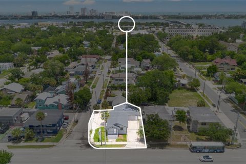 Commercial property in Daytona Beach, Florida 181.07 sq.m. № 2384135 - photo 14
