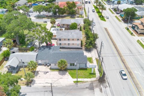 Commercial property in Daytona Beach, Florida 181.07 sq.m. № 2384135 - photo 23