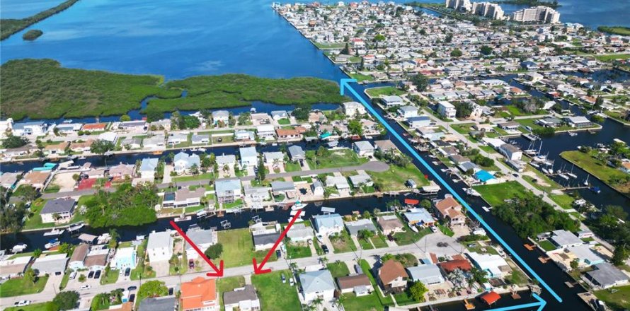 Casa en Hudson, Florida 2 dormitorios, 95.5 m2 № 1815592