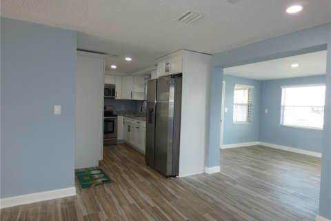 Casa en venta en Hudson, Florida, 2 dormitorios, 95.5 m2 № 1815592 - foto 16