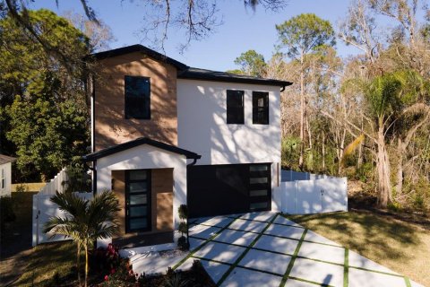 Villa ou maison à vendre à Tampa, Floride: 4 chambres, 171.87 m2 № 2141948 - photo 3