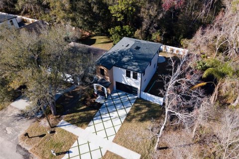 Villa ou maison à vendre à Tampa, Floride: 4 chambres, 171.87 m2 № 2141948 - photo 6