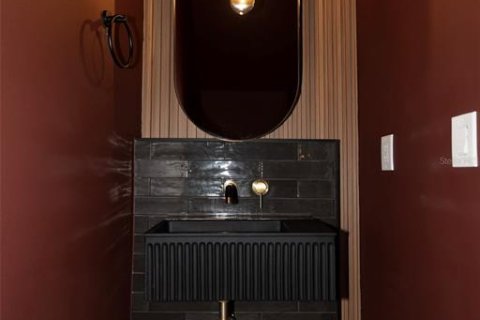 Villa ou maison à vendre à Tampa, Floride: 4 chambres, 171.87 m2 № 2141948 - photo 16