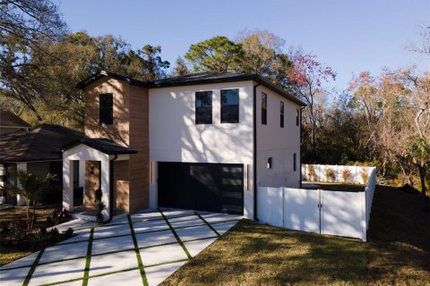 Villa ou maison à Tampa, Floride 4 chambres, 171.87 m2 № 2141948