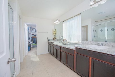House in Kissimmee, Florida 4 bedrooms, 245.73 sq.m. № 2403678 - photo 20