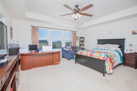 House in Kissimmee, Florida 4 bedrooms, 245.73 sq.m. № 2403678 - photo 16