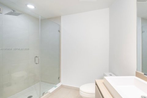 Copropriété à vendre à Hollywood, Floride: 2 chambres, 104.89 m2 № 2046181 - photo 14