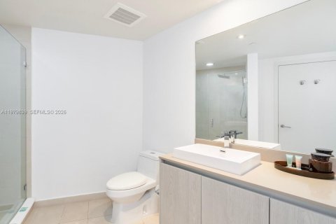 Copropriété à vendre à Hollywood, Floride: 2 chambres, 104.89 m2 № 2046181 - photo 13