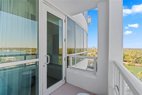 Copropriété à vendre à Miami Beach, Floride: 1 chambre, 99.03 m2 № 2019682 - photo 9