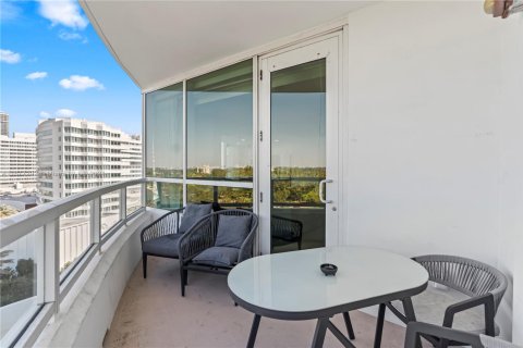 Copropriété à vendre à Miami Beach, Floride: 1 chambre, 99.03 m2 № 2019682 - photo 8