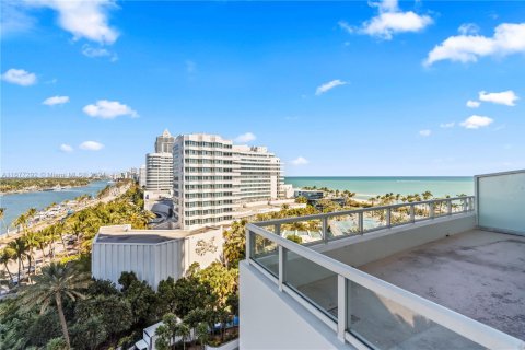 Copropriété à vendre à Miami Beach, Floride: 1 chambre, 99.03 m2 № 2019682 - photo 3
