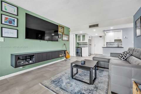 Copropriété à vendre à Weston, Floride: 2 chambres, 102.56 m2 № 2000158 - photo 4