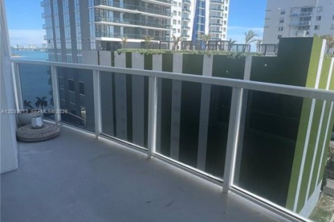 Condominio en alquiler en Miami, Florida, 2 dormitorios, 88.54 m2 № 2086206 - foto 11