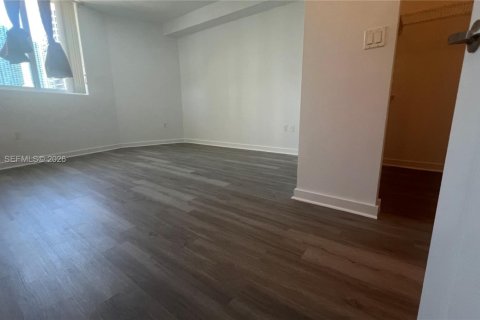 Condominio en alquiler en Miami, Florida, 2 dormitorios, 88.54 m2 № 2086206 - foto 4