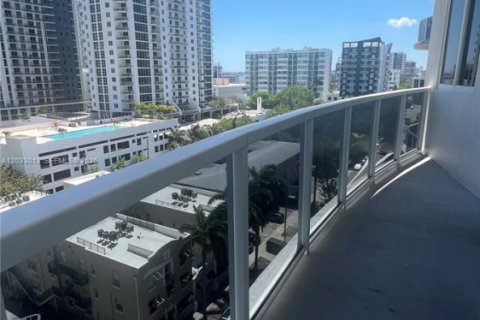 Condominio en alquiler en Miami, Florida, 2 dormitorios, 88.54 m2 № 2086206 - foto 12