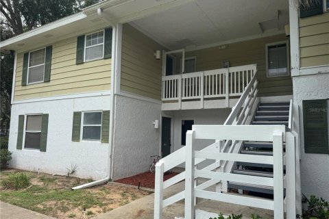 Condo in Ocala, Florida, 2 bedrooms  № 1909601 - photo 2