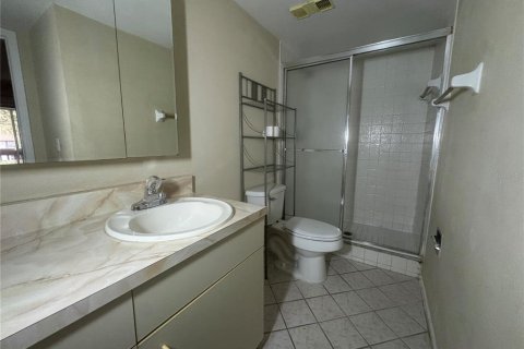 Condo in Ocala, Florida, 2 bedrooms  № 1909601 - photo 16