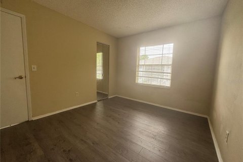 Condo in Ocala, Florida, 2 bedrooms  № 1909601 - photo 12