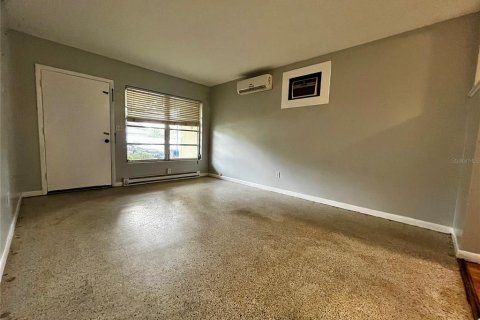 Appartement à louer à Largo, Floride: 2 chambres, 83.61 m2 № 2120471 - photo 8